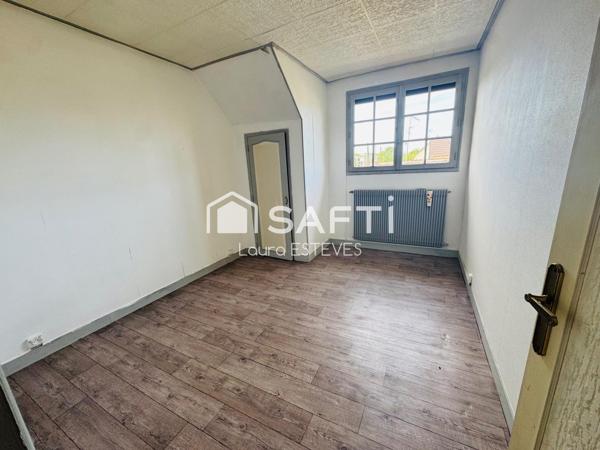 Belle maison familiale indépendante avec jardin tout autour !
