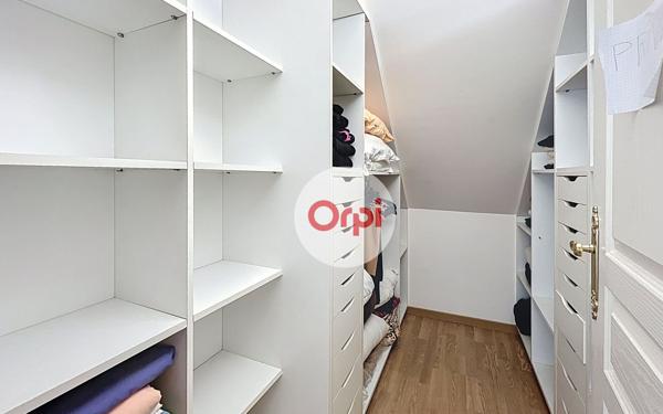 Maison à vendre    7 pièces •  Berric