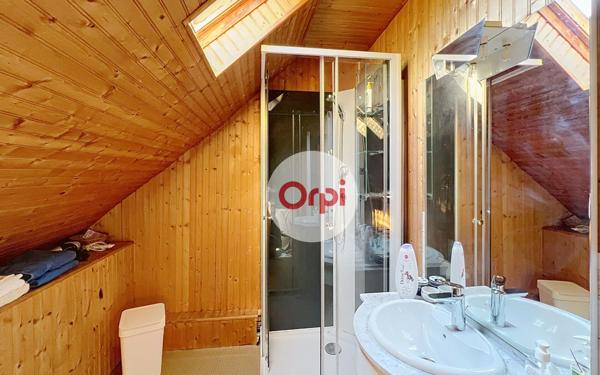 Maison à vendre    7 pièces •  Berric