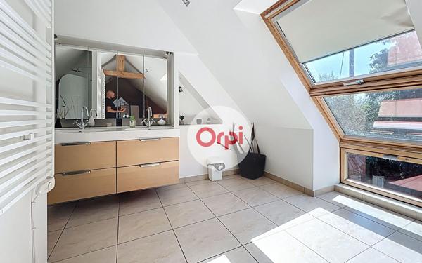 Maison à vendre    7 pièces •  Berric