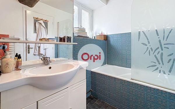 Maison à vendre    7 pièces •  Berric