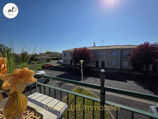 Avensan (33480) Appartement type 2 dans le centre de la commune avec 2 places de stationnement