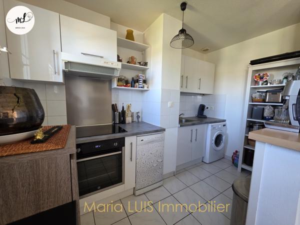 Avensan (33480) Appartement type 2 dans le centre de la commune avec 2 places de stationnement