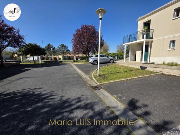 Avensan (33480) Appartement type 2 dans le centre de la commune avec 2 places de stationnement