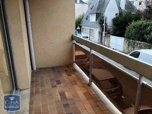 Appartement à louer 1 pièce 38.48m² Laval (53000)