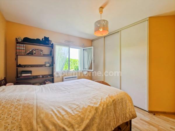 À VENDRE – Maison de plain-pied avec vue Pyrénées, piscine & jardin arboré