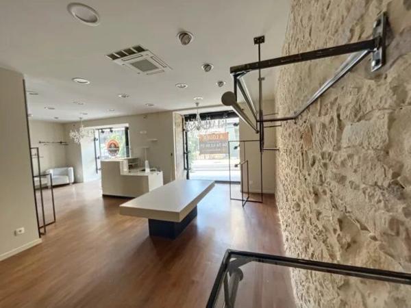 Location Local commercial 2 pièces 87 m2 à Bourgoin-Jallieu