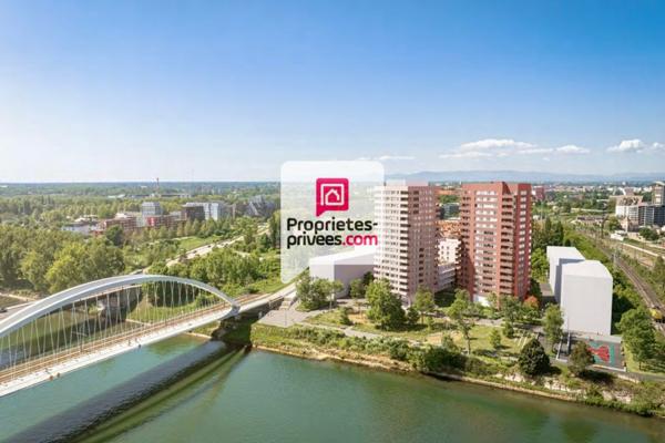 STRASBOURG 67000 QUARTIER DES DEUX RIVES, APPARTEMENT 4 PIÈCES