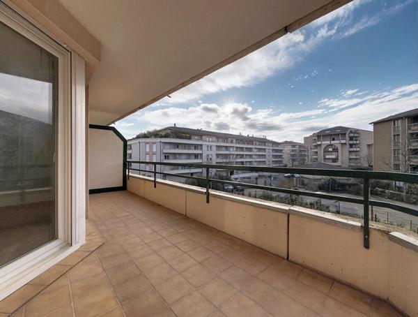 A VENDRE - TOULOUSE quartier Purpan - Appartement T3 65m² avec garage et cellier