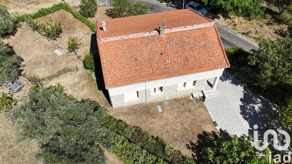 Maison à vendre 6 pièces 90 m² Chassiers