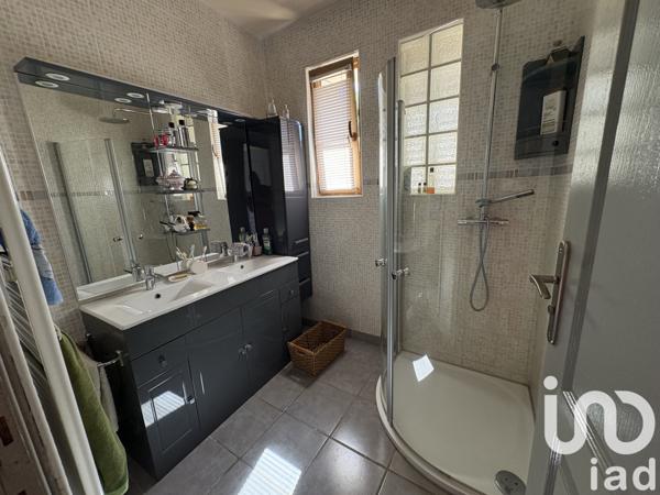 Maison à vendre 6 pièces 90 m² Chassiers