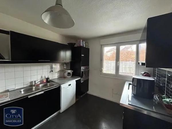 Appartement à louer 5 pièces 97.19m²