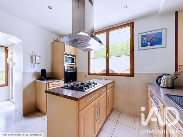 Maison à vendre 5 pièces 118 m² Rueil-Malmaison