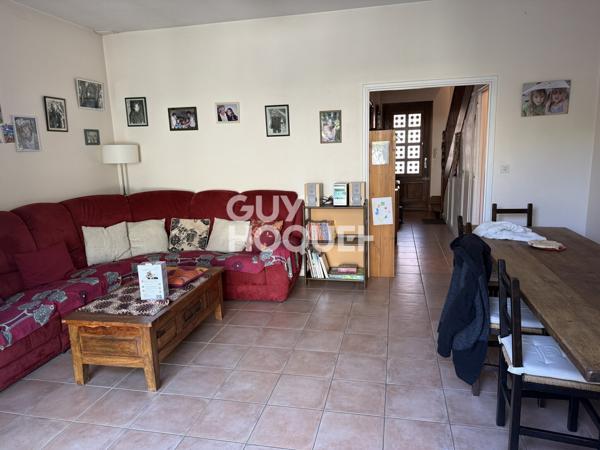 MAISON À VENDRE DE 7 PIÈCES DE 141,00 M²