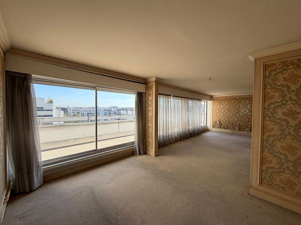 Appartement Paris 15, terrasse panoramique 50m² au dernier étage