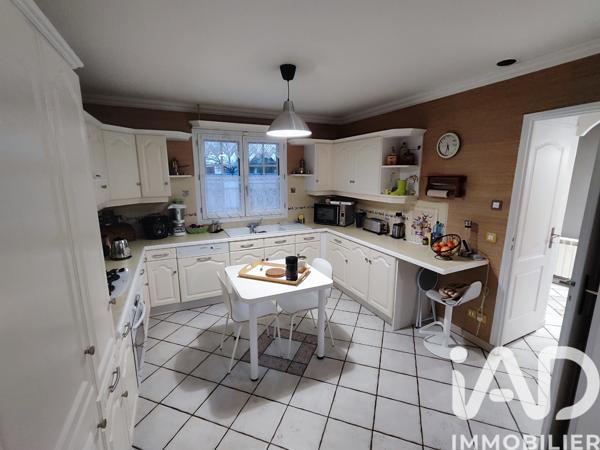 Maison à vendre 5 pièces 184 m² Reuilly