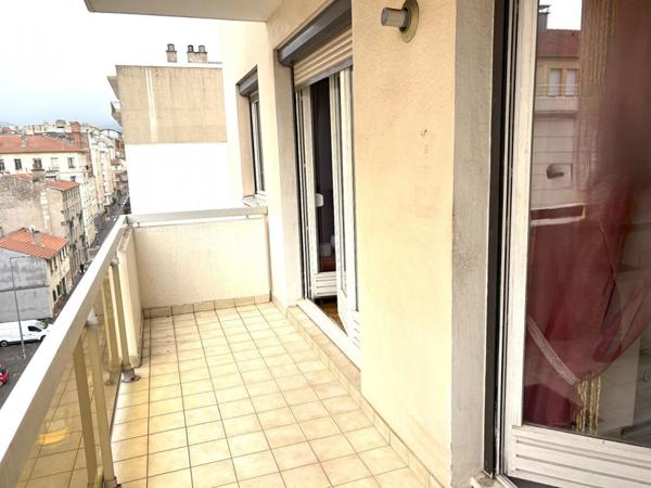 SAINT ETIENNE, rue Désiré Claude  Appartement 79.22 m² 2 chambres GARAGE CAVE