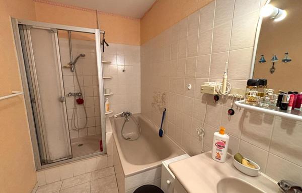 SAINT ETIENNE, rue Désiré Claude  Appartement 79.22 m² 2 chambres GARAGE CAVE