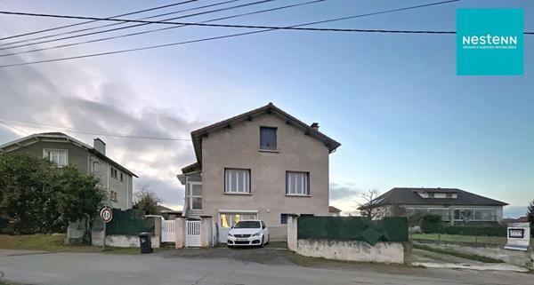 Immeuble - 3 appartements T4 de 74 m² + Terrain constructible 300 m²