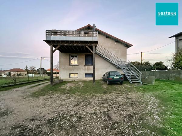 Immeuble - 3 appartements T4 de 74 m² + Terrain constructible 300 m²