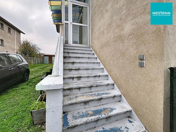 Immeuble - 3 appartements T4 de 74 m² + Terrain constructible 300 m²