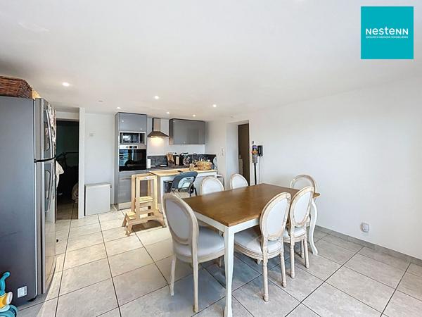 Immeuble - 3 appartements T4 de 74 m² + Terrain constructible 300 m²