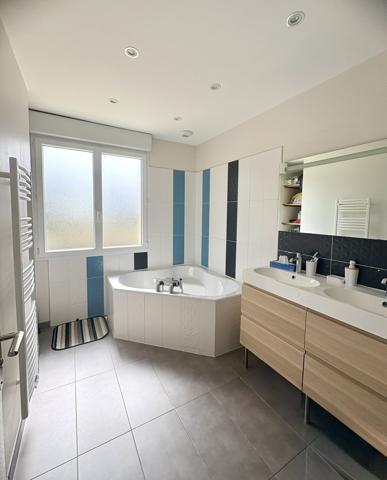 Maison Familiale de Charme – 152 m² au sol – Fort Potentiel