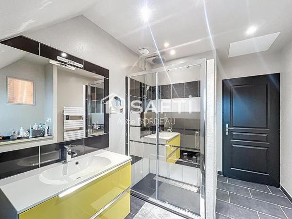 Grand-Champ-Maison familiale-proche bourg