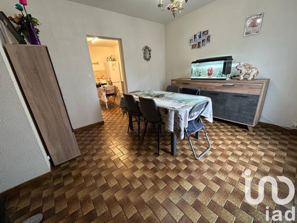 House for sale 5 rooms 105 m² Noyant-Villages