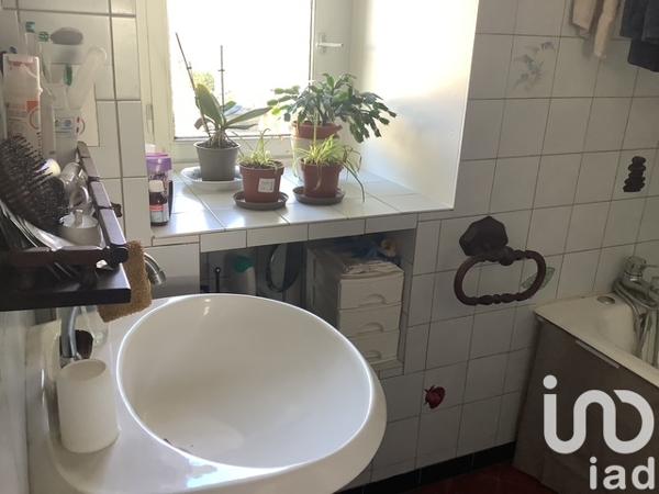 House for sale 5 rooms 105 m² Noyant-Villages