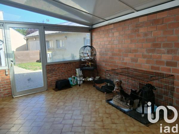 House for sale 5 rooms 105 m² Noyant-Villages