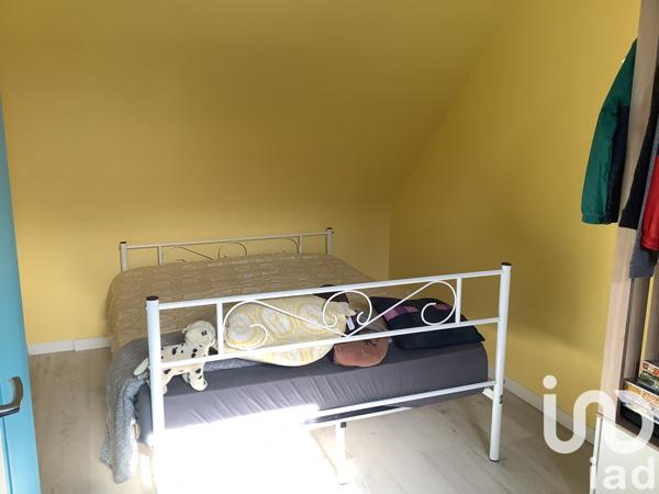 House for sale 5 rooms 105 m² Noyant-Villages