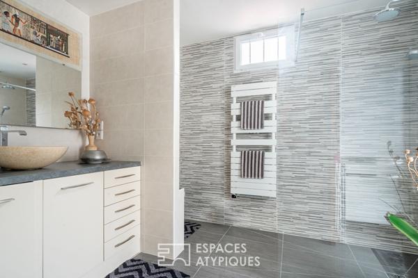Maison familiale avec espace professionnel au Charentonneau
