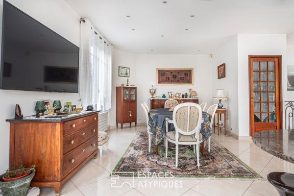 Maison familiale avec espace professionnel au Charentonneau