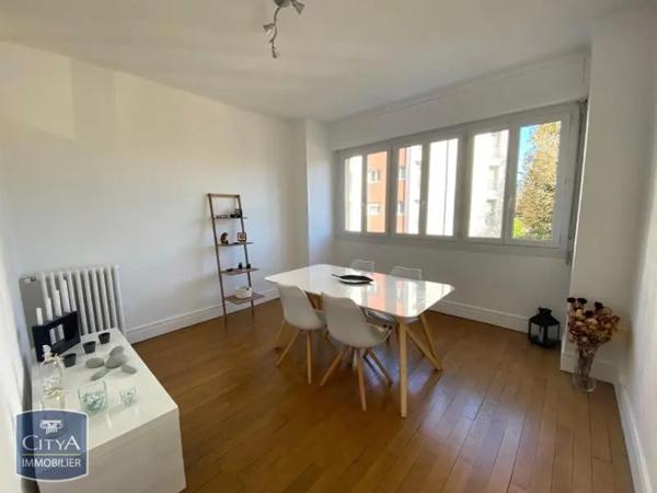 Appartement à louer 3 pièces 50.79m² Dijon (21000)