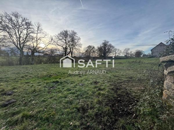 Authentique longère au cœur d’un hameau paisible de Giat
