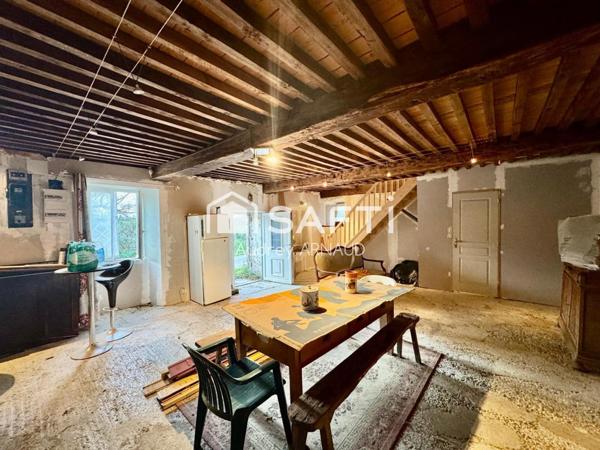 Authentique longère au cœur d’un hameau paisible de Giat