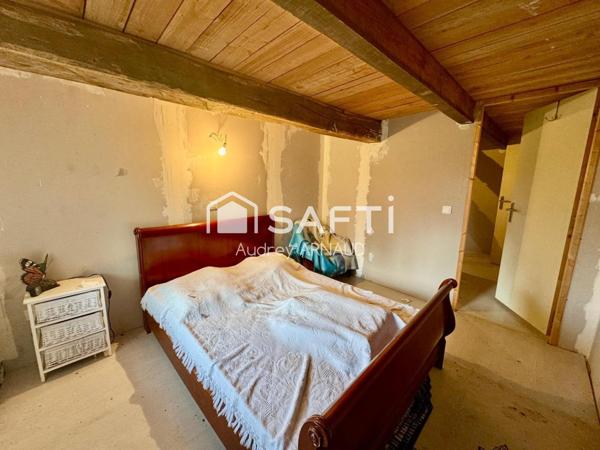 Authentique longère au cœur d’un hameau paisible de Giat