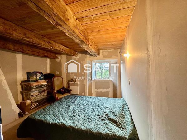 Authentique longère au cœur d’un hameau paisible de Giat