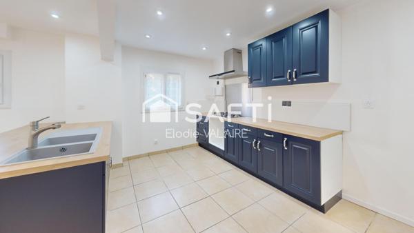 Maison individuelle avec terrasses et jardin – 94 m² – Proche centre