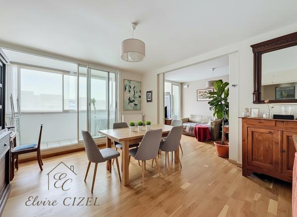 Appartement
         4 pièces
        - 71 m² 82 000 € *
