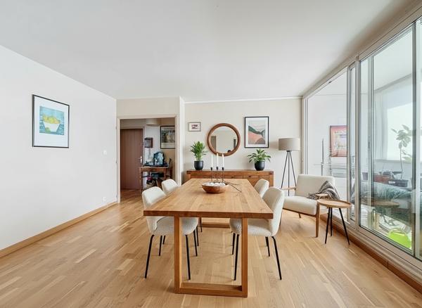 Appartement
         4 pièces
        - 71 m² 82 000 € *