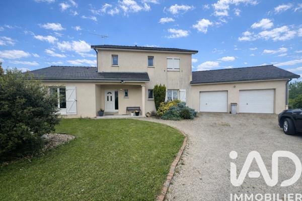 Maison à vendre 8 pièces 179 m² Frignicourt