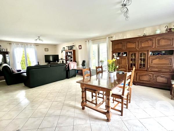 Maison à vendre 8 pièces 179 m² Frignicourt