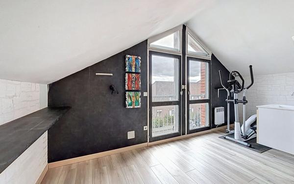 Maison à vendre    5 pièces • 100 m2 Montigny-le-Bretonneux