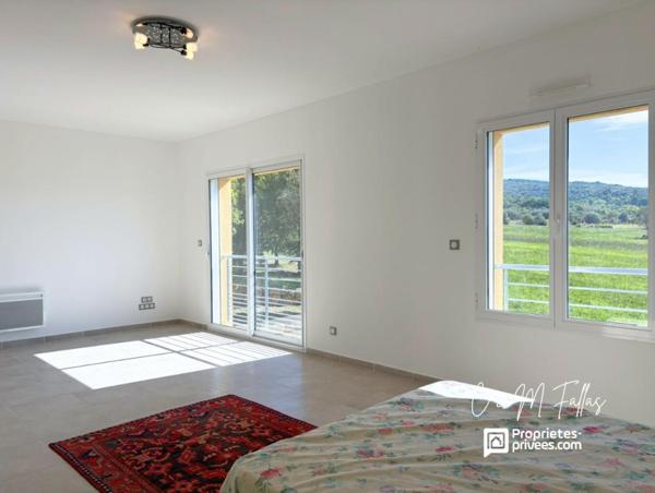 Villa 120 m² , garage 126 m², vue imprenable sur le Ventoux et les monts environnants