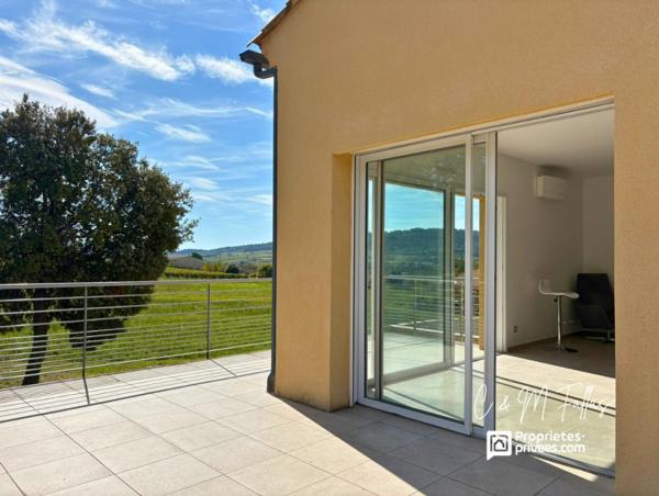 Villa 120 m² , garage 126 m², vue imprenable sur le Ventoux et les monts environnants