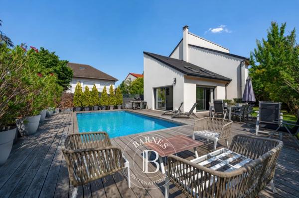 Bry-sur-Marne, Maison 5 Chambres -  200 m² à vendre