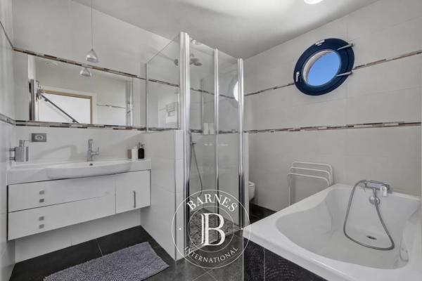 Bry-sur-Marne, Maison 5 Chambres -  200 m² à vendre