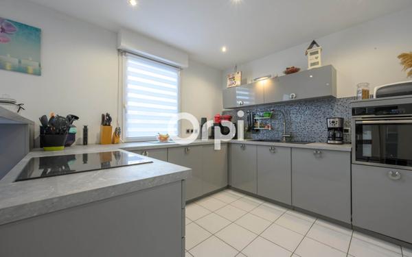 Maison à vendre    5 pièces •  Merville